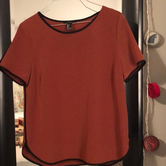 Soft black lined tee - Picture 1 of 2